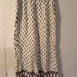 Banana Republic Cream Wide-Leg Pants with Black Paisley Print